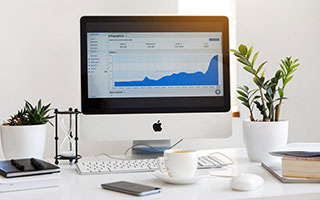 西甲：皇马VS赫罗纳，豪门底蕴PK青春风暴，谁能笑到最后？